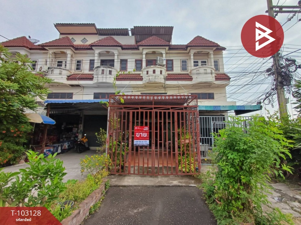 For SaleShophouseSamut Songkhram : For sale: 2 and a half storey commercial building, Samut Songkhram, on the Mae Klong-Amphawa bypass road