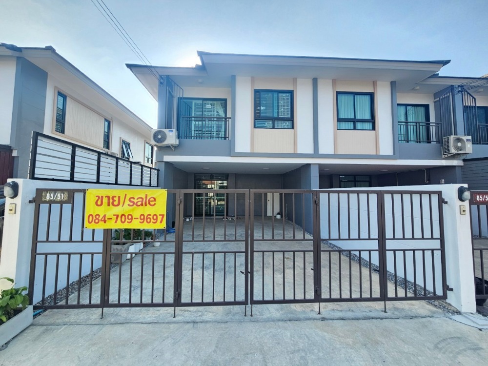 For SaleTownhouseNonthaburi, Bang Yai, Bangbuathong : Townhouse for sale, Nonthara 5 Village - Kanchanaphisek, only 2.85 million baht, Soi Wat Pa Mani Kan, Bang Kruai, Nonthaburi, Lung Om Market