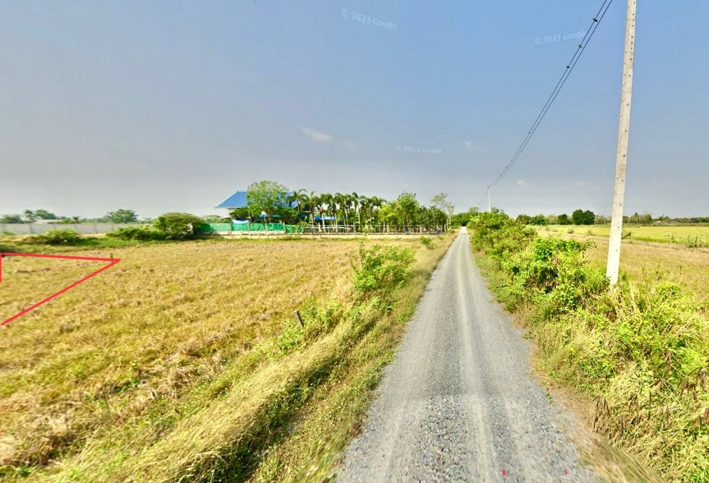 For SaleLandNakhon Pathom : Land for sale, Khlong Yong, Nakhon Pathom, rectangular, 92 sq m., location near the city, near the main road, the front of the plot is on the road, facing south, the direction of wealth.