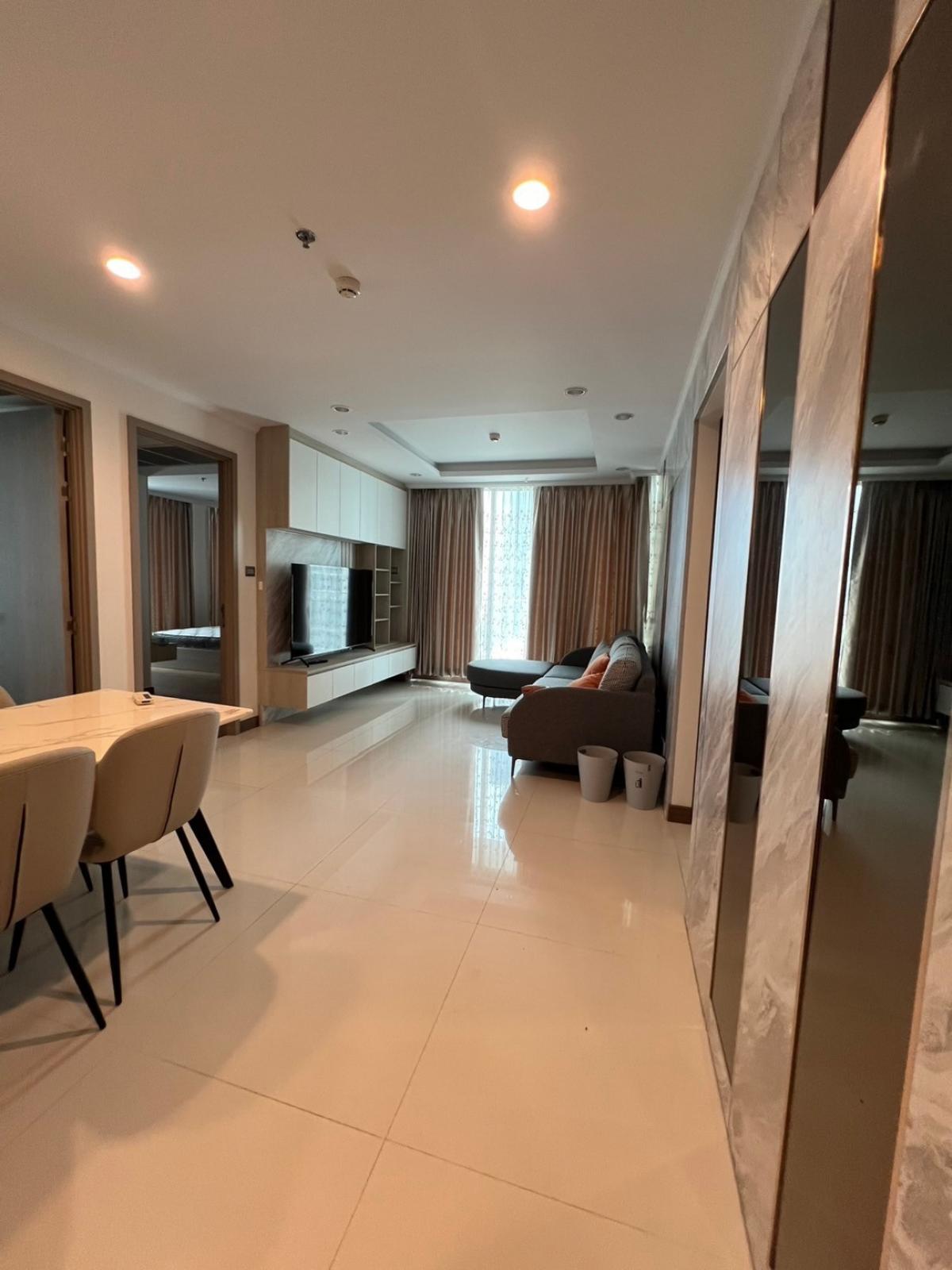 ให้เช่าคอนโดสุขุมวิท อโศก ทองหล่อ : 2 bedroom 2 bedroom for rent Supalai Oriental sukgumvit 39 plz for more +66954760193