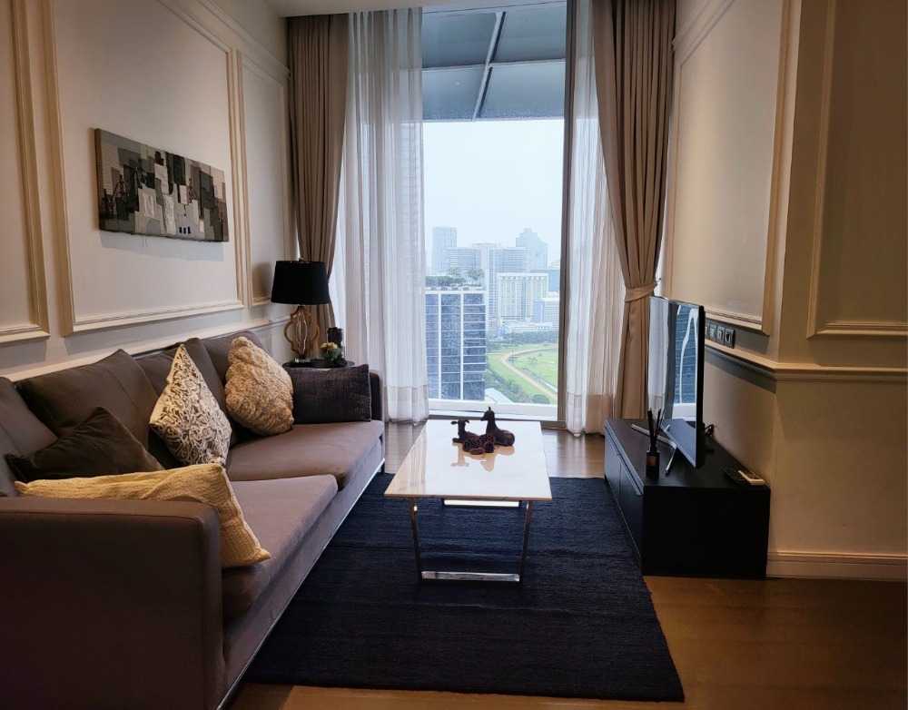 For RentCondoWitthayu, Chidlom, Langsuan, Ploenchit : Condo for rent, luxury Magnolias Ratchadamri Boulevard, 1 bedroom, fully furnished, ready to move in