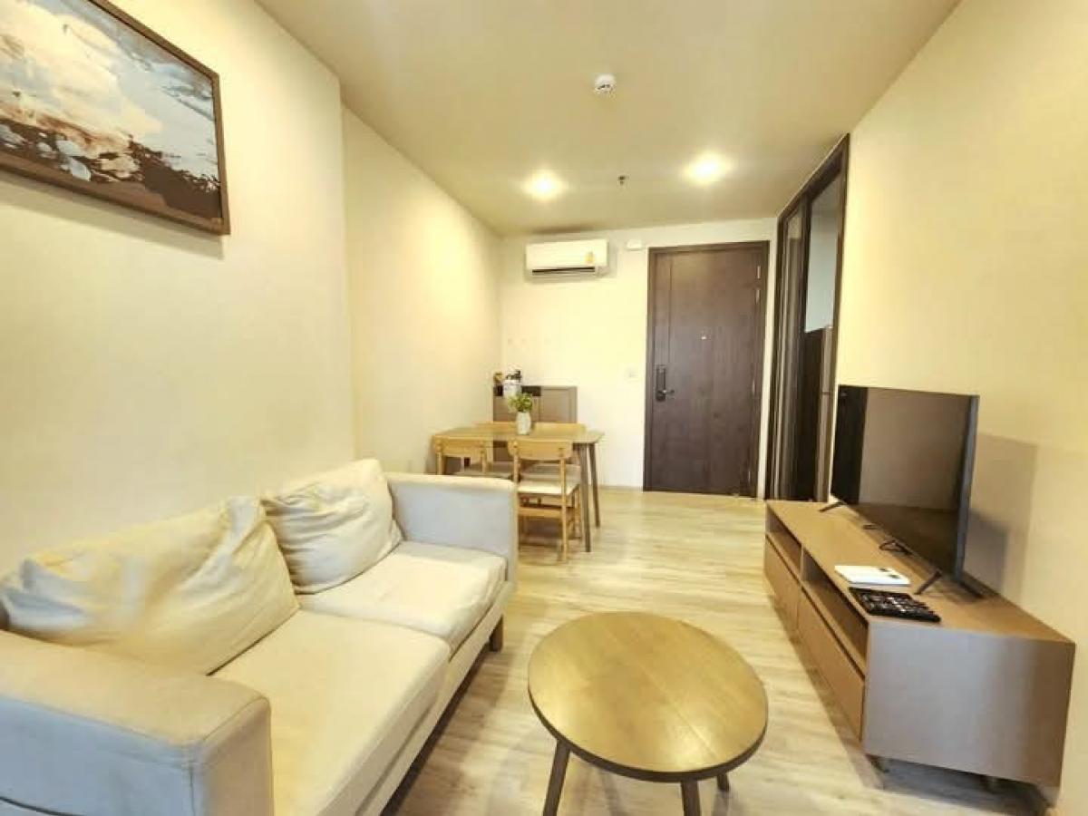 For RentCondoRatchadapisek, Huaikwang, Suttisan : 🔴18000฿🔴 𝐂𝐨𝐧𝐝𝐨 𝐗𝐓 𝐇𝐮𝐚𝐢𝐤𝐡𝐰𝐚𝐧𝐠 ┃ Condo XT Huai Khwang ✅ Near MRT Huai Khwang, happy to serve 🙏 If interested, please contact 𝙇𝙄𝙉𝙀 (very fast response): 📱 Property code 6801-1609 📱: Line ID: @bbcondo88