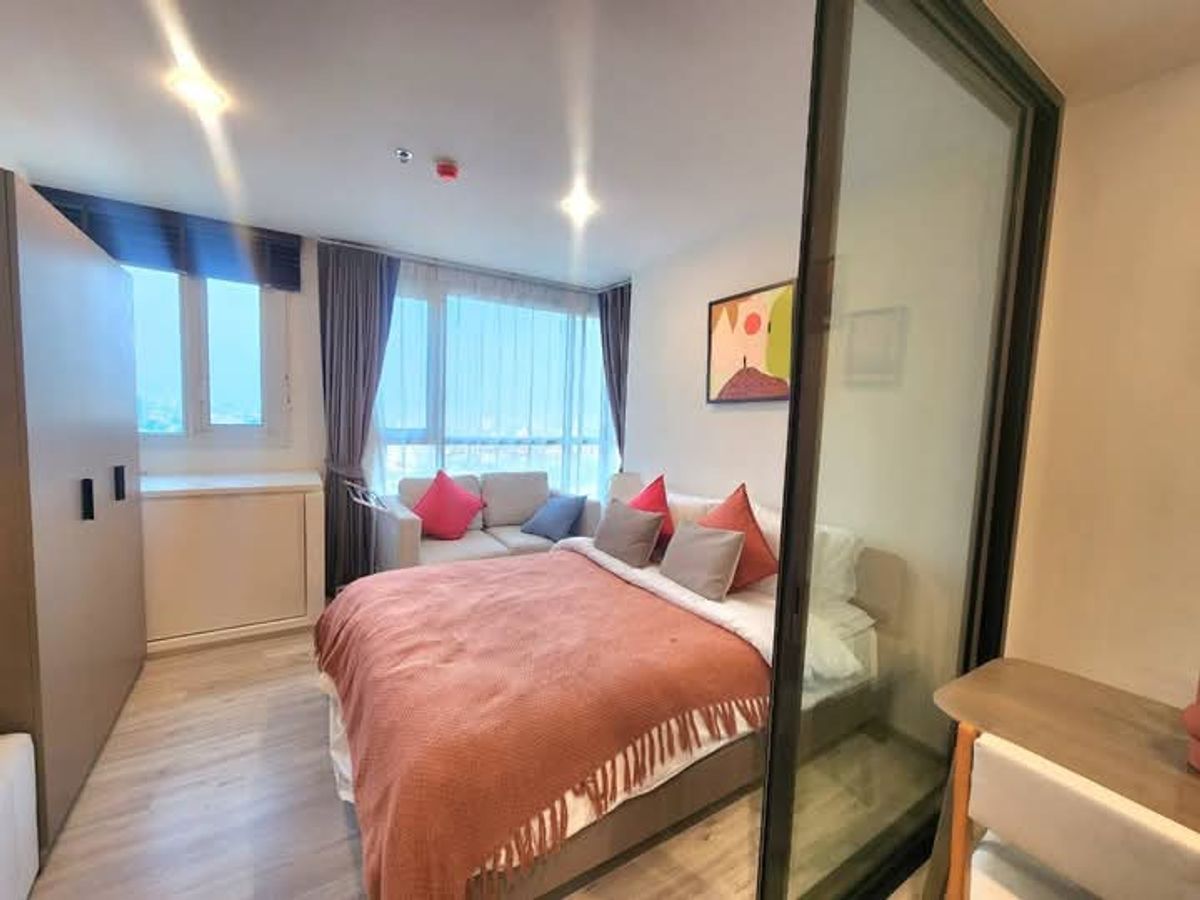 For RentCondoRatchadapisek, Huaikwang, Suttisan : 🔴18000฿🔴 𝐂𝐨𝐧𝐝𝐨 𝐗𝐓 𝐇𝐮𝐚𝐢𝐤𝐡𝐰𝐚𝐧𝐠 ┃ Condo XT Huai Khwang ✅ Near MRT Huai Khwang, happy to serve 🙏 If interested, please contact 𝙇𝙄𝙉𝙀 (very fast response): 📱 Property code 6801-1609 📱: Line ID: @bbcondo88