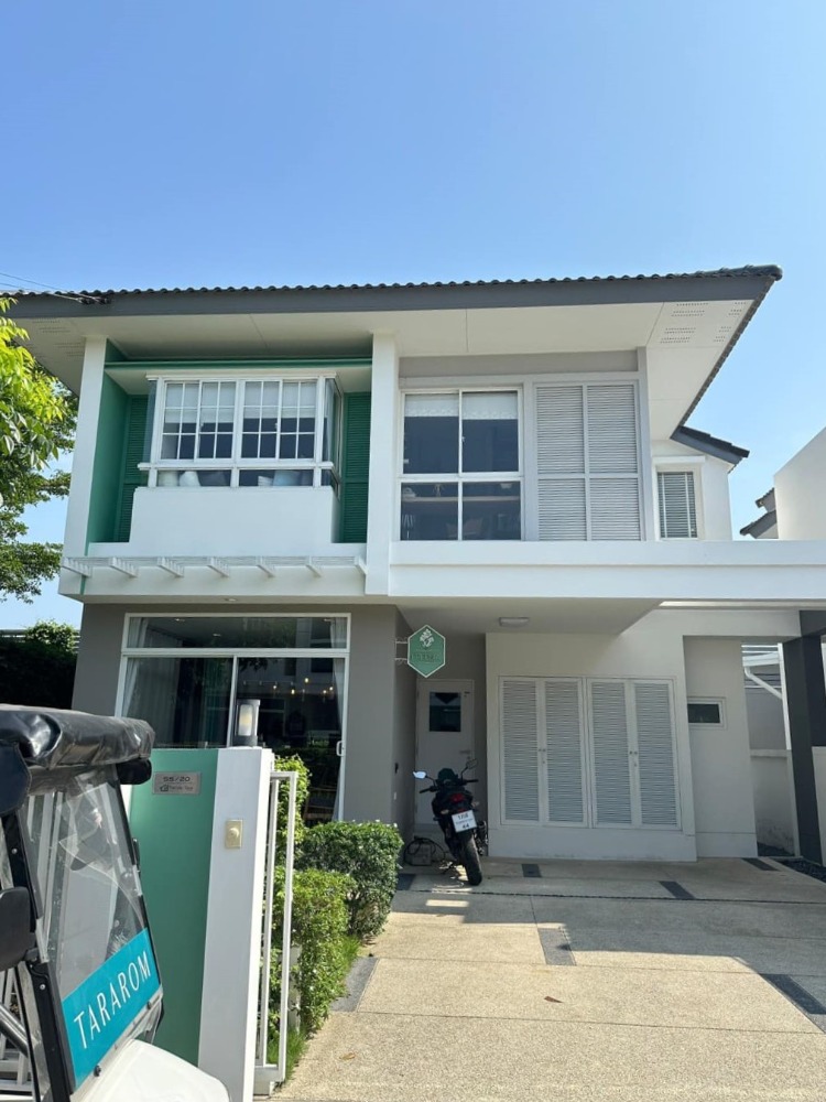 For RentHouseSamut Prakan,Samrong : For rent: 2-storey detached house, Trendy Thara Bangna project, new house, fully furnished, house has never been rented out, has room for pets, accepts foreigners, near hospital, near shopping mall, near Suvarnabhumi Airport