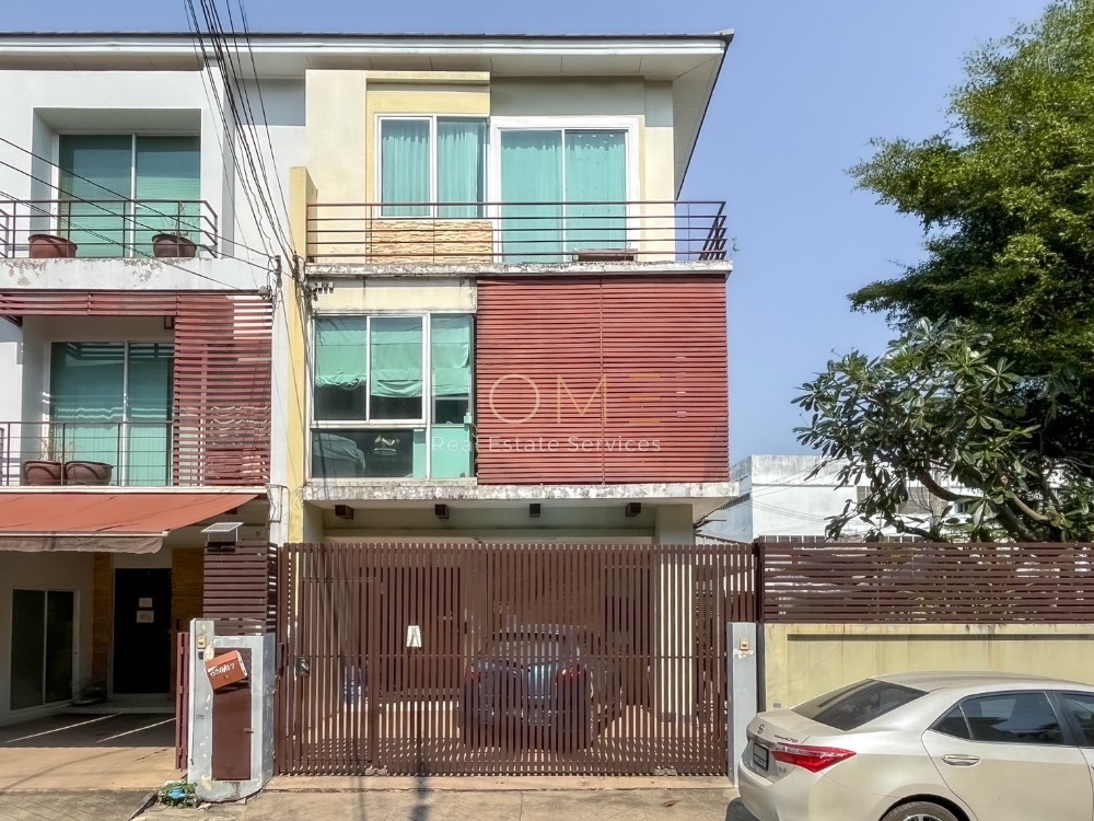 For SaleTownhouseSathorn, Narathiwat : Townhome Thanapat Haus Sathorn - Narathiwas / 4 bedrooms (FOR SALE), Thanapat Haus Sathorn - Narathiwas / Townhome 4 Bedrooms (FOR SALE) NUT1143