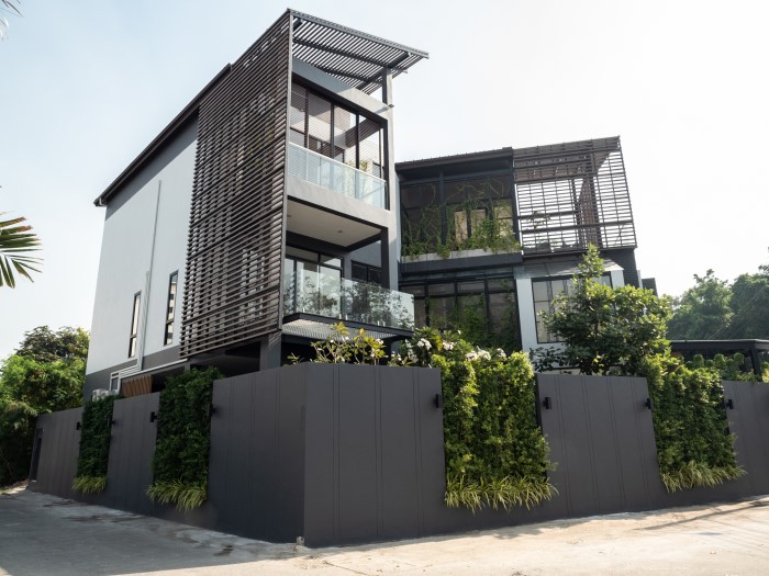 For SaleHouseSukhumvit, Asoke, Thonglor : For Sale: Luxury Brand New House with Private pool on Sukhumvit 71