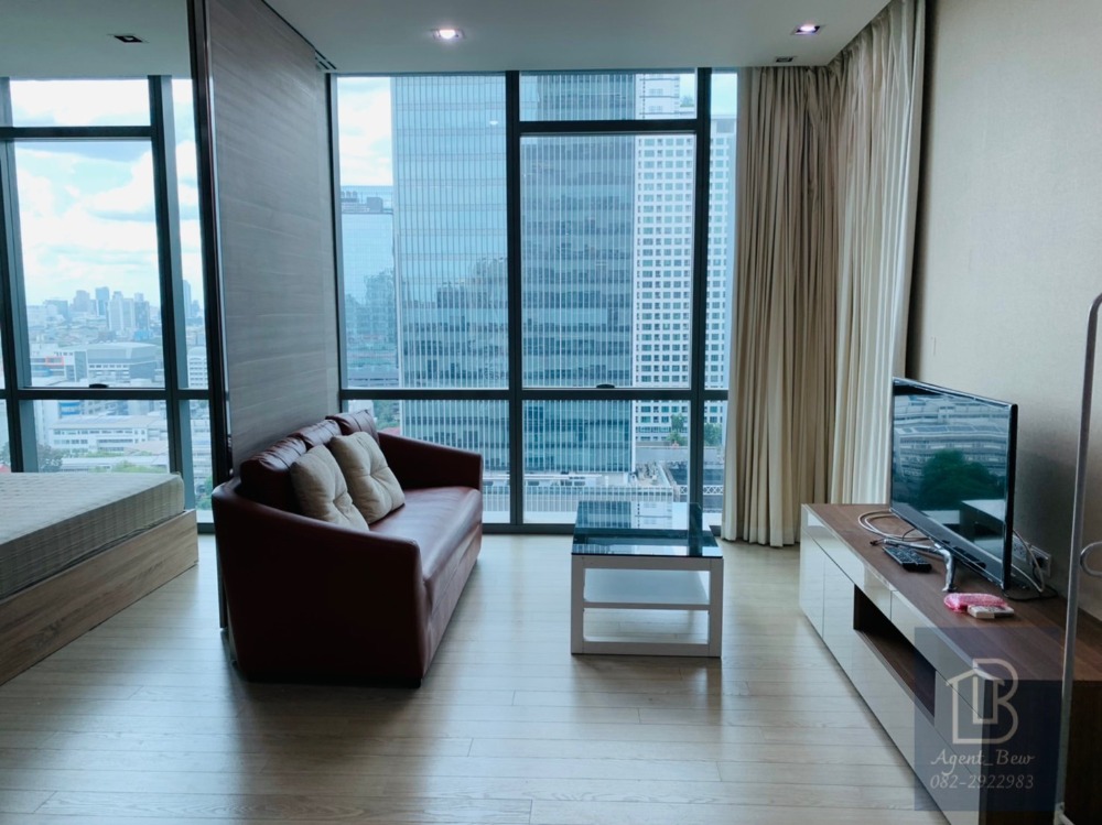 For RentCondoSukhumvit, Asoke, Thonglor : ✅Available NOW✅The Room Sukhumvit 21 for 1 Bedroom 52 Sqm. Sliding Door 30,000 THB per month