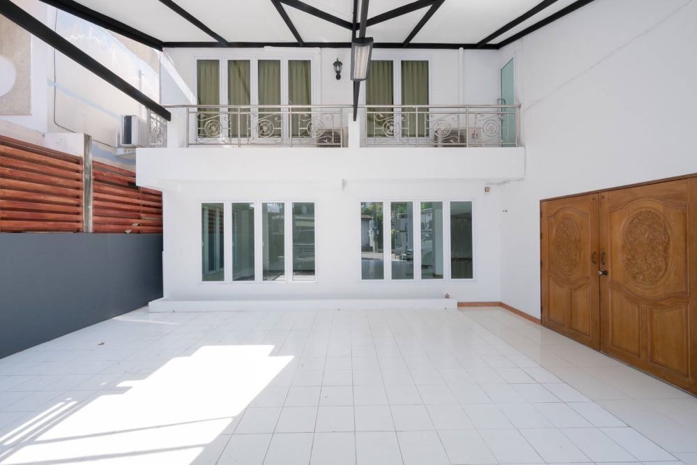 For SaleHouseSapankwai,Jatujak : For sale: 2-storey detached house, ready to move in, Vibhavadi Rangsit 16/5 (Chokchai Ruammit), shortcut to Lat Phrao 26, Ratchadaphisek Soi 19