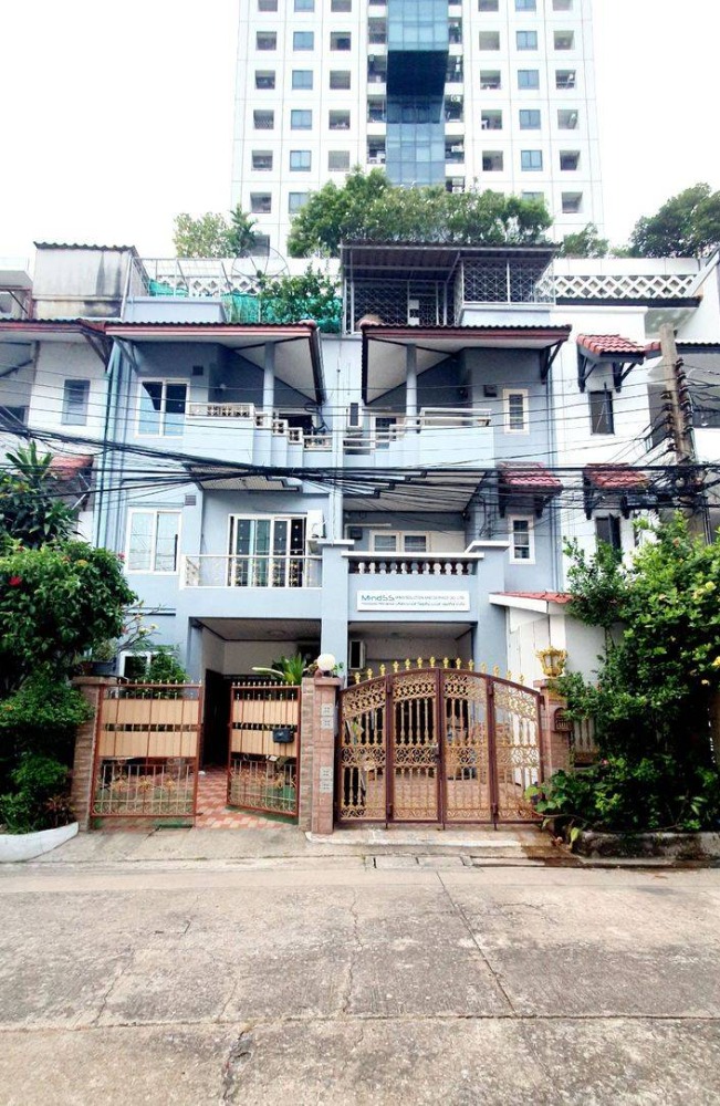 For RentTownhouseKasetsart, Ratchayothin : ⚡ For rent, 4-storey townhouse, Soi Phahon Yothin 26, near BTS, size 27 sq m. ⚡