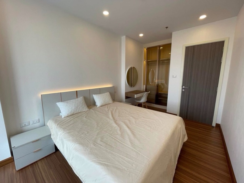 For RentCondoWongwianyai, Charoennakor : Supalai Premier Charoen Nakhon, very new room, north side, Chao Phraya River view, 1 bedroom, 1 bathroom, size 48 sq m.