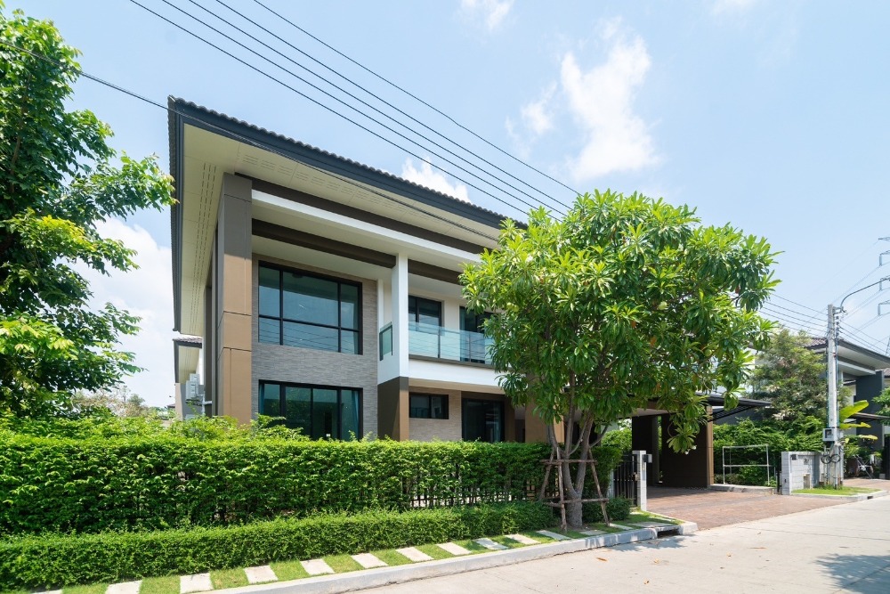 ขายบ้านบางนา แบริ่ง ลาซาล : เดอะ ซิตี้ บางนา - กม.7 / 4 ห้องนอน (ขาย), The City Bangna - KM.7 / 4 Bedrooms (SALE) CJ555