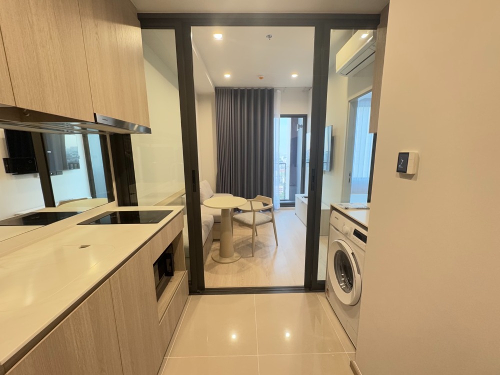 For RentCondoWongwianyai, Charoennakor : Reference Sathorn Wongwian Yai, available for rent, new room, large room, 1 bedroom