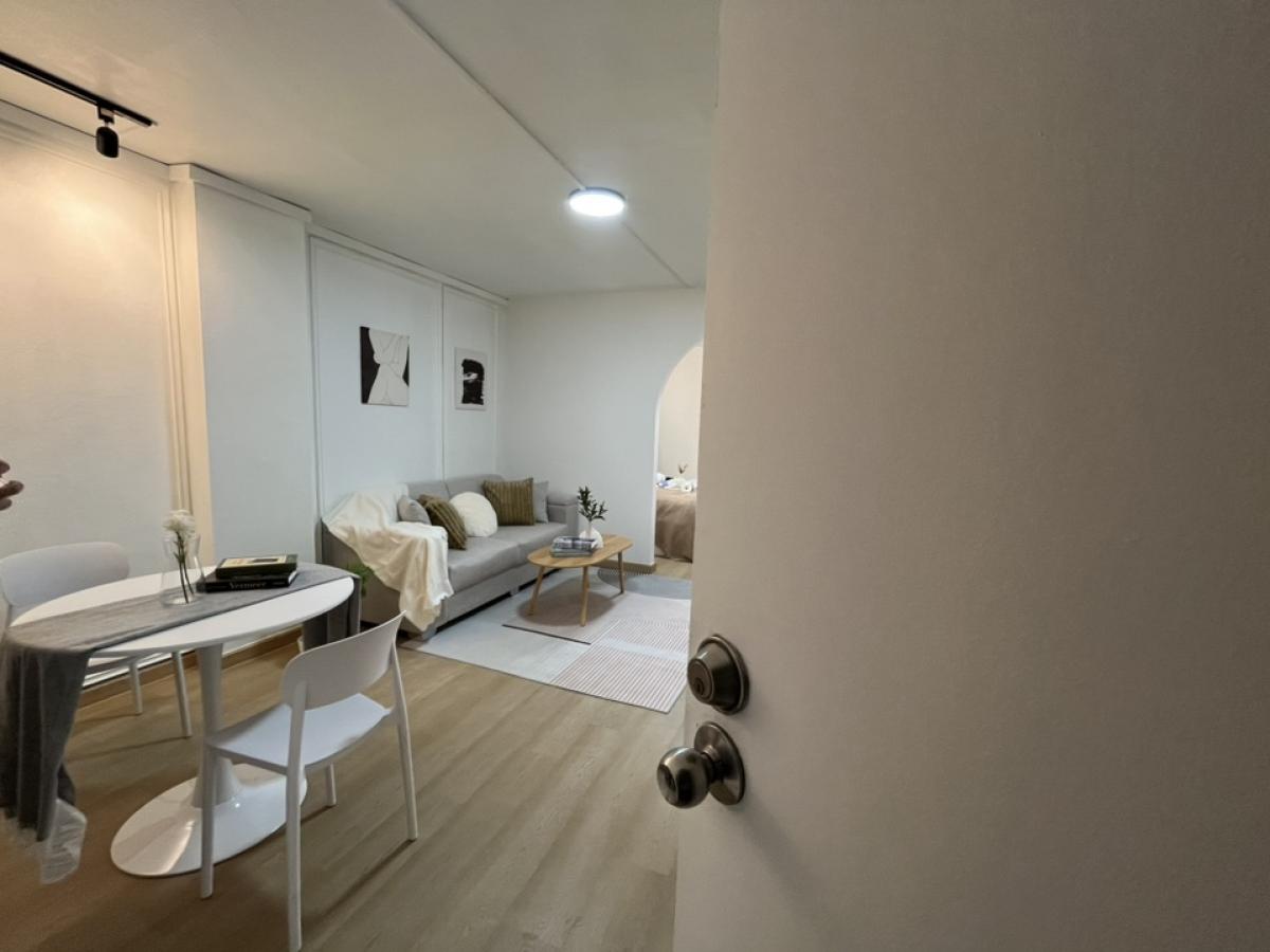 For SaleCondoRatchadapisek, Huaikwang, Suttisan : Very beautiful and minimal. Special deal. Contact us now!! Fully furnished and ready to move in.