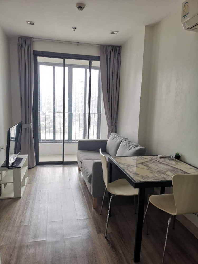 For RentCondoRama9, Petchburi, RCA : Ideo Mobi Rama 9 Condominium Room for Rent