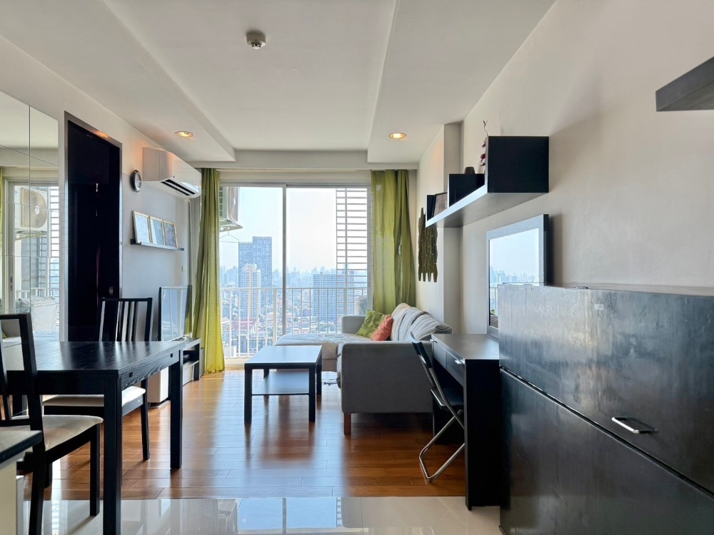 For SaleCondoLadprao, Central Ladprao : 🔥Urgent sale!! Beautiful room, high floor, good price🔥Abstracts Phahon Yothin Park (1 bedroom, 44 sq m.) only 4 MB!! Tel.0922635410 Earth