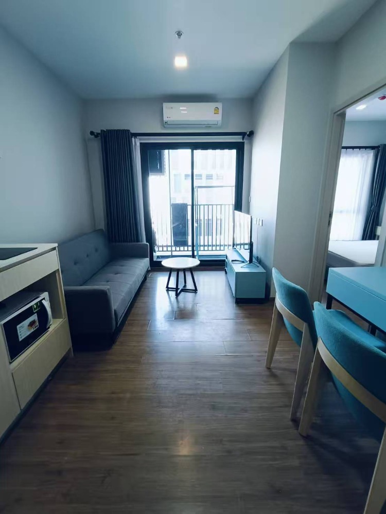 ให้เช่าคอนโดรามคำแหง หัวหมาก : Pet friendly! Metris rama9 Ramkhamhaeng, 1bedroom, heigh Floor, fully furniture.