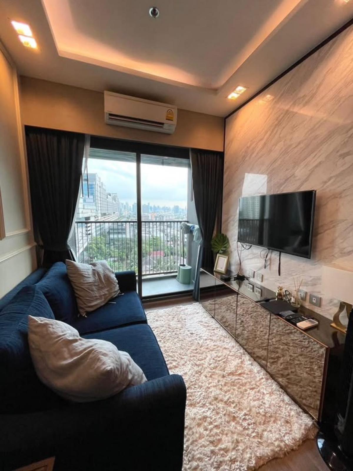 For SaleCondoLadprao, Central Ladprao : Condo for sale Whizdom Avenue size 34.76 Sq.m 1 bed 1 bath only 5.5 MB !! Contact 086-795-9997 Jimmy