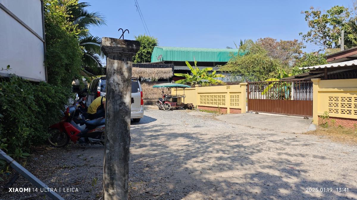 For SaleLandEakachai, Bang Bon : Land Bang Bon 5 Soi 1 (Ekkachai 132) 19 rai 2 ngan 12 wa, surrounded by water on 3 sides, beautiful plot, end of the alley (father-in-law is the estate manager)