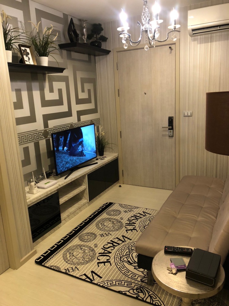 For RentCondoSukhumvit, Asoke, Thonglor : Urgent for rent, very good price!! 1 bedroom, 33.5 sq m, beautiful room, very livable condition.