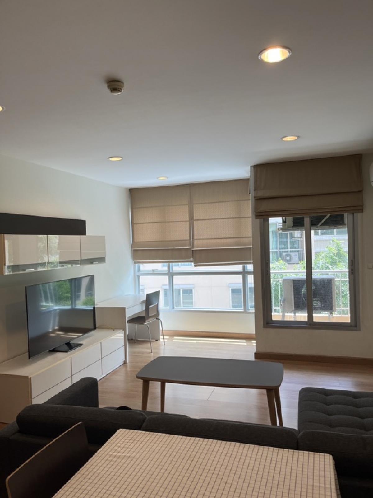 ให้เช่าคอนโดสุขุมวิท อโศก ทองหล่อ : For rent the address sukhumvit 42