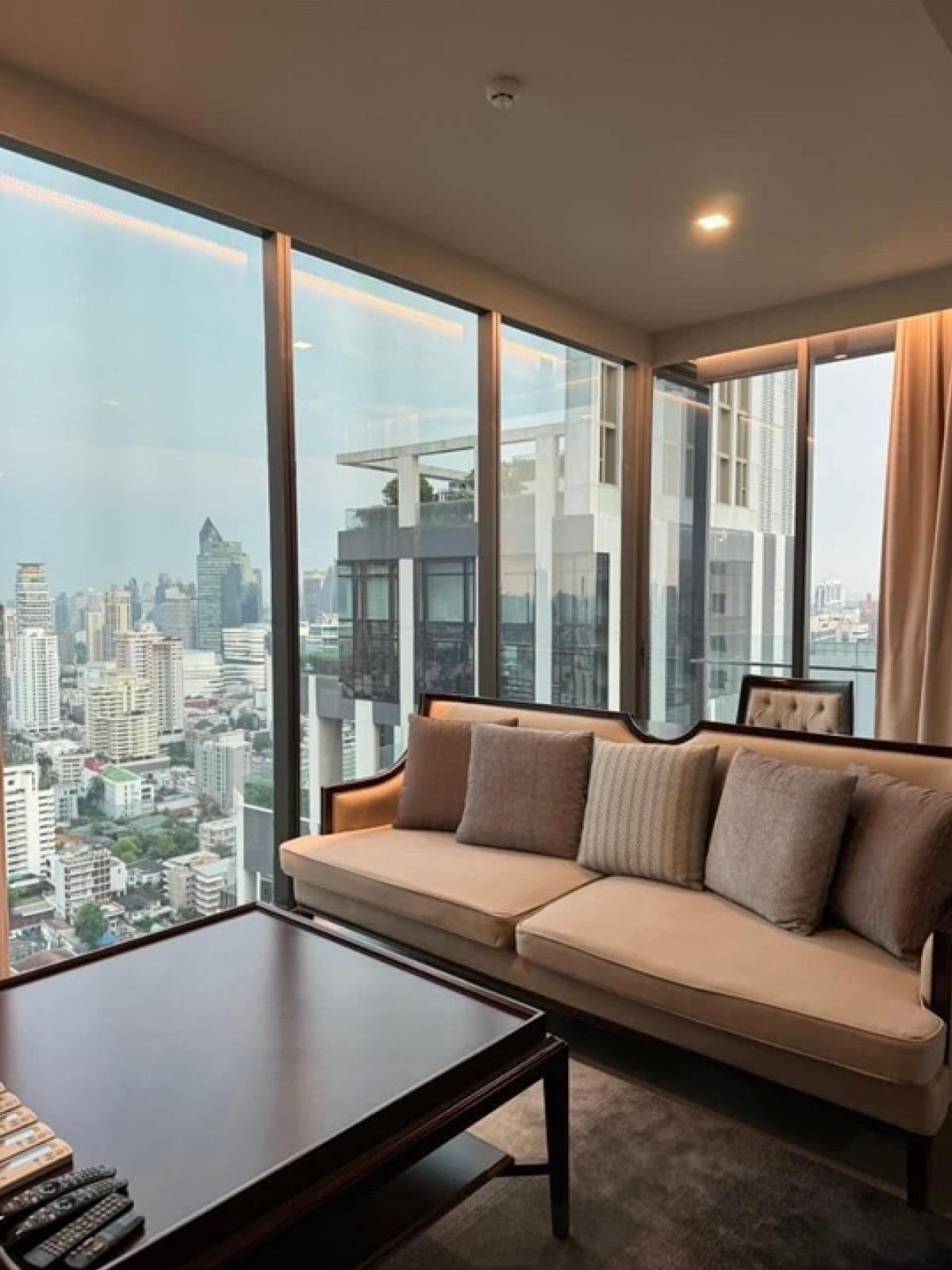 ให้เช่าคอนโดสุขุมวิท อโศก ทองหล่อ : 🅾️Asoke 3 bedroom condo for rent, Bangkok 