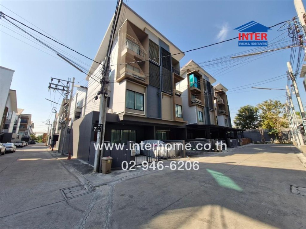 For SaleTownhomeChaengwatana, Muangthong : Townhouse 3.5 floors, 24 sq m., House Clover Village, Chaeng Watthana-Ratchaphruek, Soi Bang Plap 2, Ratchaphruek Road, Chaiyaphruek Road, Pak Kret, Nonthaburi