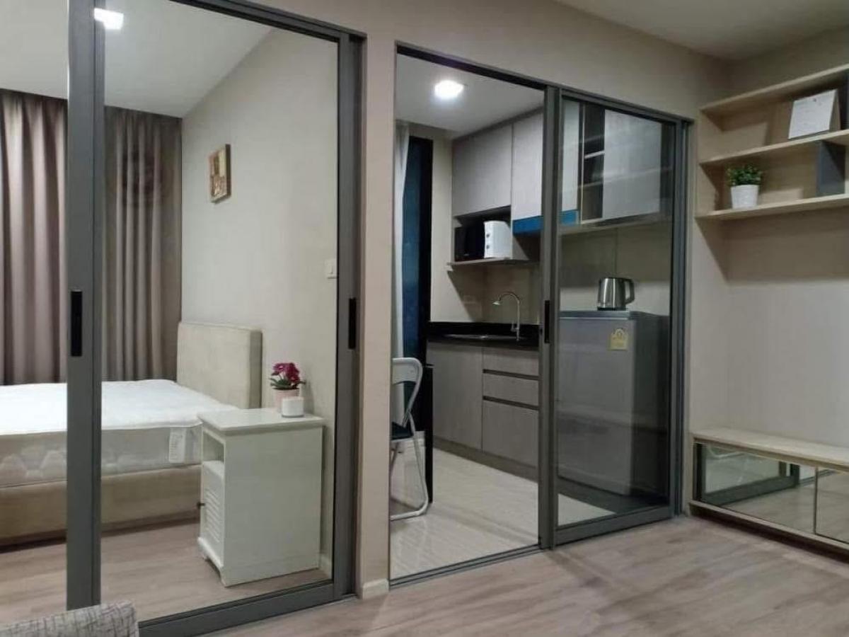 For SaleCondoBangna, Bearing, Lasalle : ♥️Selling condo VERY CONDO SUKHUMVIT 72 (Soi Sukhumvit 72) BTS Bearing Interested, line tel 0859114585 ❤️🖍️Room size 30.92 sq m. 2nd floor, fully furnished, just bought a new water heater, value 6,900 baht, new microwave and just bought a new 2-door refri