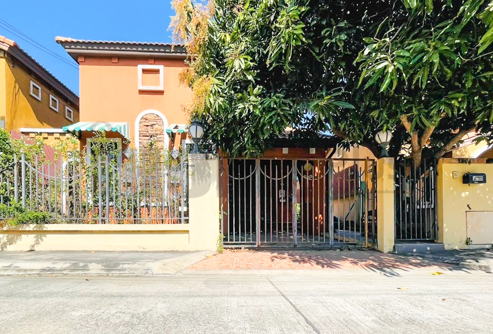 For SaleHouseAyutthaya : Twin house, The Palazzetto, Wang Noi, Ayutthaya, on Phahonyothin Road, Wang Noi, Ayutthaya