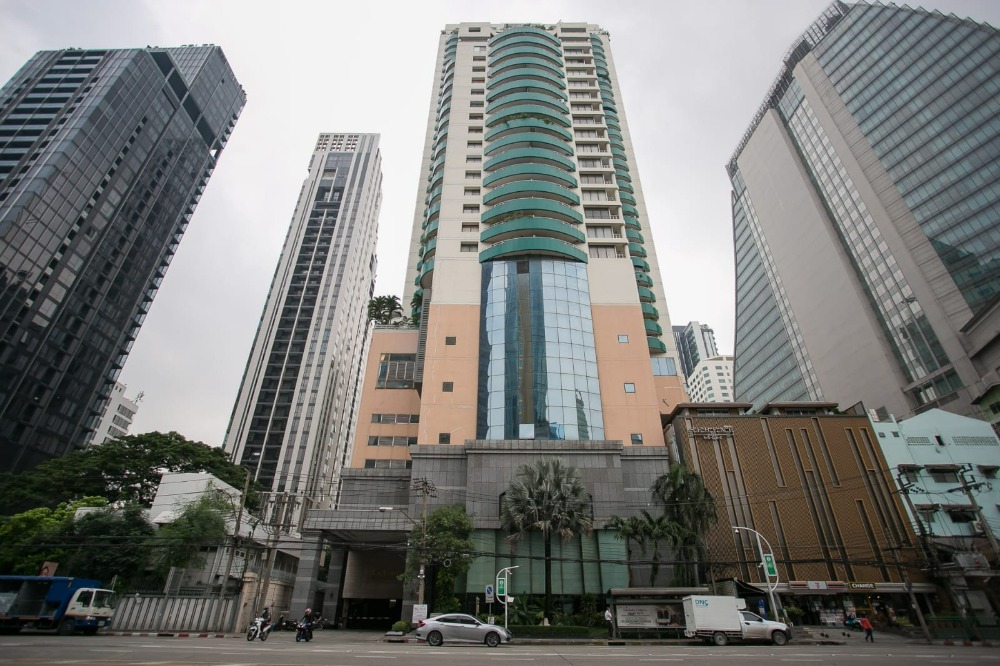 For SaleCondoSukhumvit, Asoke, Thonglor : (For Sale/Rent) Las Colinas Asoke near BTS Asoke and MRT Sukhumvit