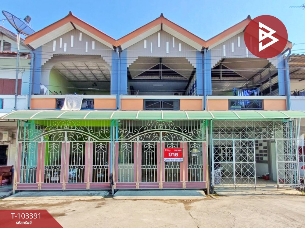 For SaleTownhouseSamut Songkhram : For sale: 3 townhouses next to each other, Soi Songphon, area 54 sq m, Lat Yai, Samut Songkhram