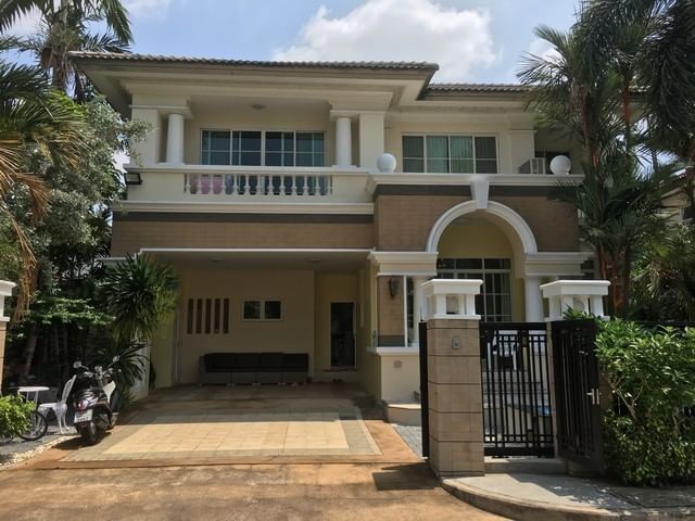 For RentHouseNawamin, Ramindra : For rent: 2-storey detached house, beautifully decorated with furniture, Ladawan Village, Ram Intra, Km. 2