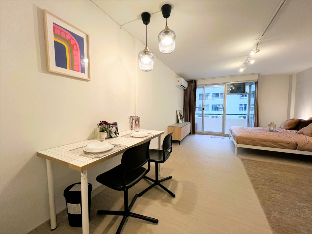 For RentCondoLadprao101, Happy Land, The Mall Bang Kapi : Condo for rent, City Villa, Lat Phrao 128, newly renovated, new furniture, ready to move in, area 32.88 sq m., 5th floor, Building F2