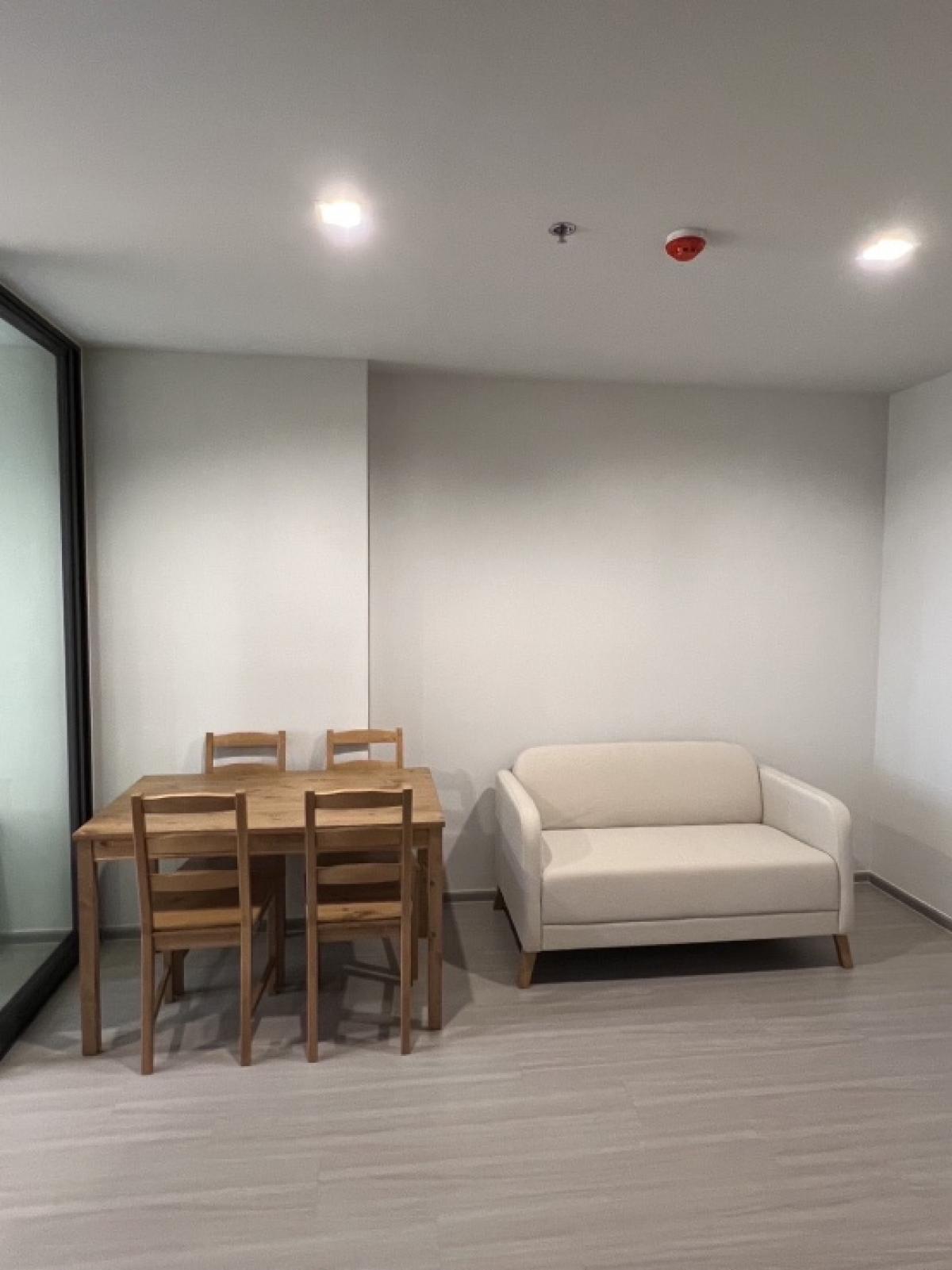 For RentCondoLadprao, Central Ladprao : 🔥Urgent for rent 🔥 Condo Life Ladprao (Life Ladprao) ,one bedroom,36 sq m., 26th floor, Building B, fully furnished, convenient transportation, near BTS/MRT and Central Ladprao