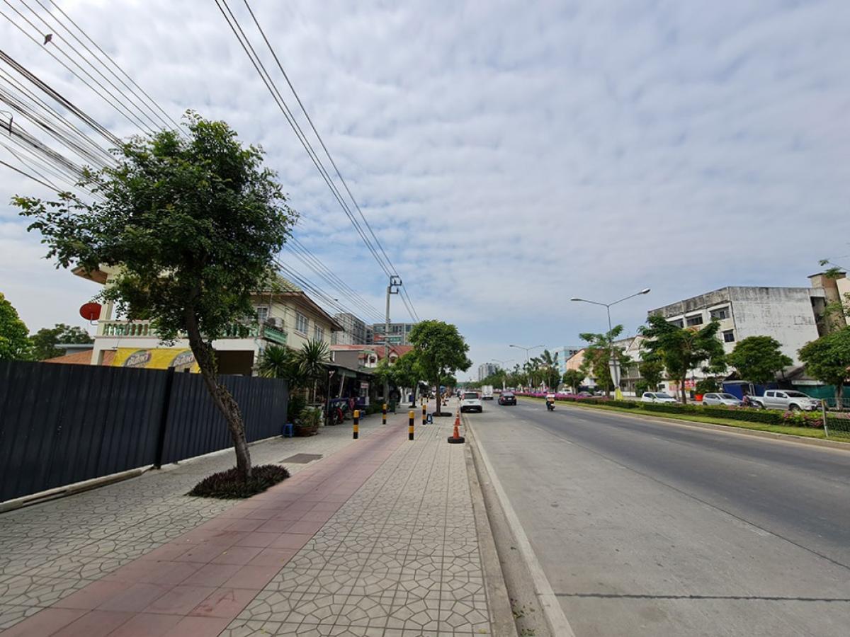 For RentLandVipawadee, Don Mueang, Lak Si : Land for rent, on the main road, Theparak, 250 sq m, filled, near Big C, Saphan Mai