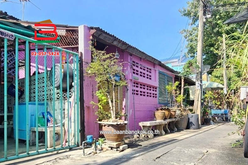 For SaleTownhouseKasetsart, Ratchayothin : Townhouse, Thung Song Hong Community Housing, area 20 sq m., Vibhavadi-Rangsit Road, Thung Song Hong Subdistrict, Bang Khen District, Bangkok