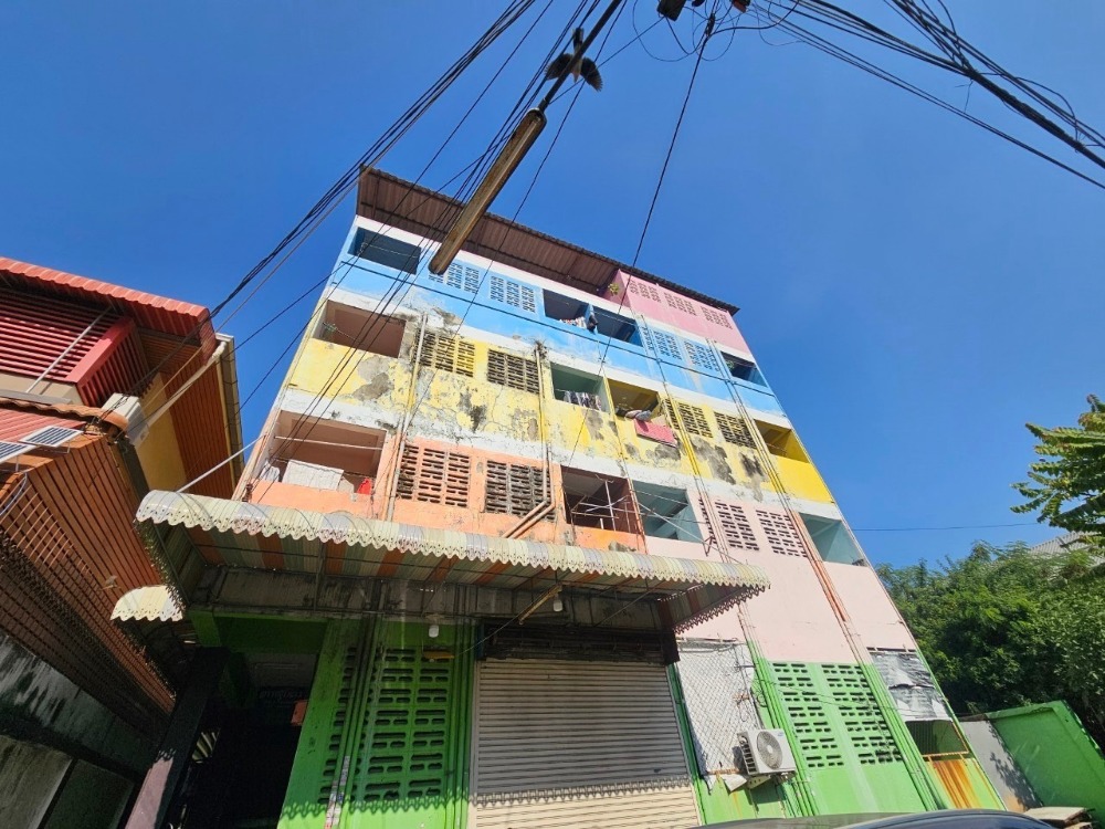 For SaleBusinesses for saleSamut Prakan,Samrong : Apartment for sale, dormitory, near Chang Sam Siao, next to expressway, area 56 sq m, 5 floors, good price, selling as is.