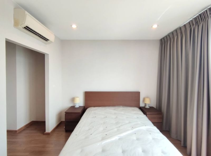 For SaleCondoPinklao, Charansanitwong : ★Special price, very cheap, only 5.49 million baht, corner room, only 0 meters to Bang O MRT, many amenities, ★ @ The tree rio Bang O Station ★