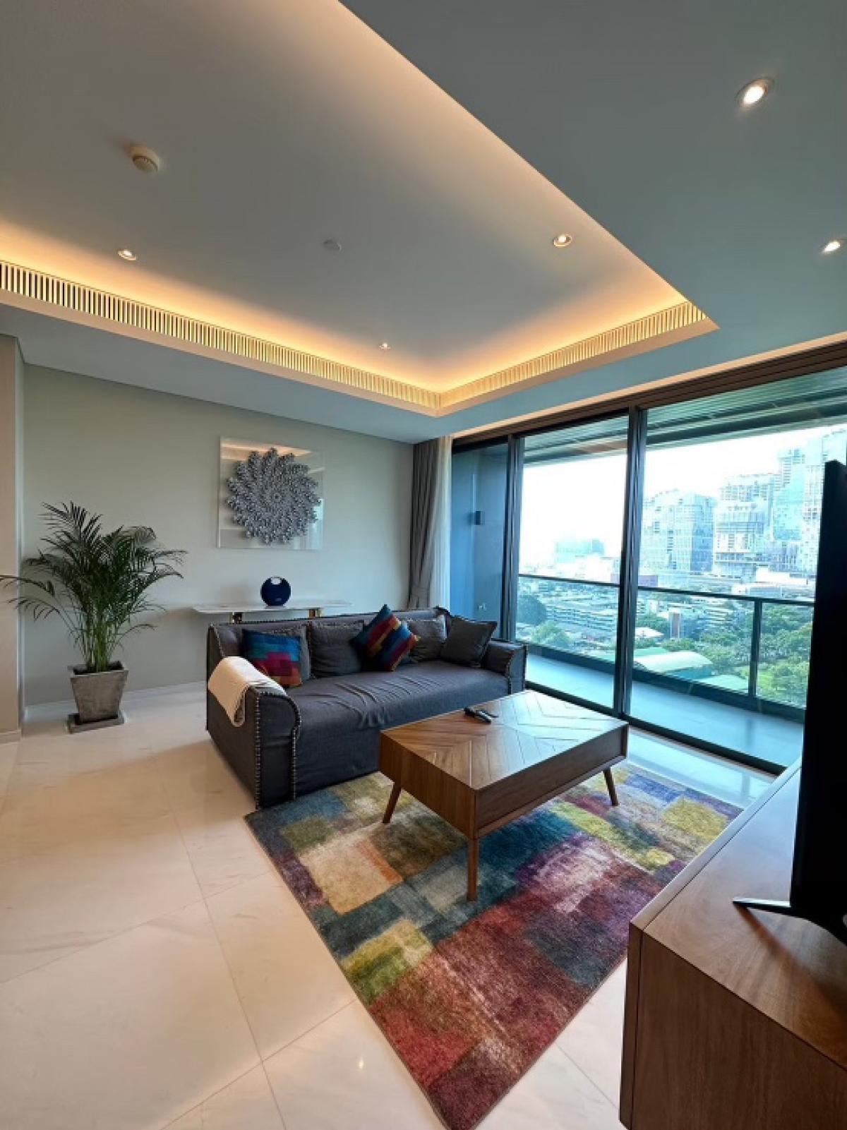 ให้เช่าคอนโดวิทยุ ชิดลม หลังสวน : Available for rent sindhorn tonson 1B1B