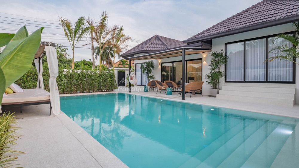 For SaleHousePattaya, Bangsaen, Chonburi : Private Pool Villa for Sale in Pattaya. 5 mins to Sukhumvit Road