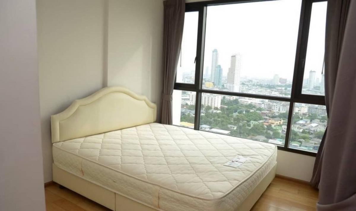 For RentCondoWongwianyai, Charoennakor : Available and ready to move in ✅ Fuse sathorn taksin