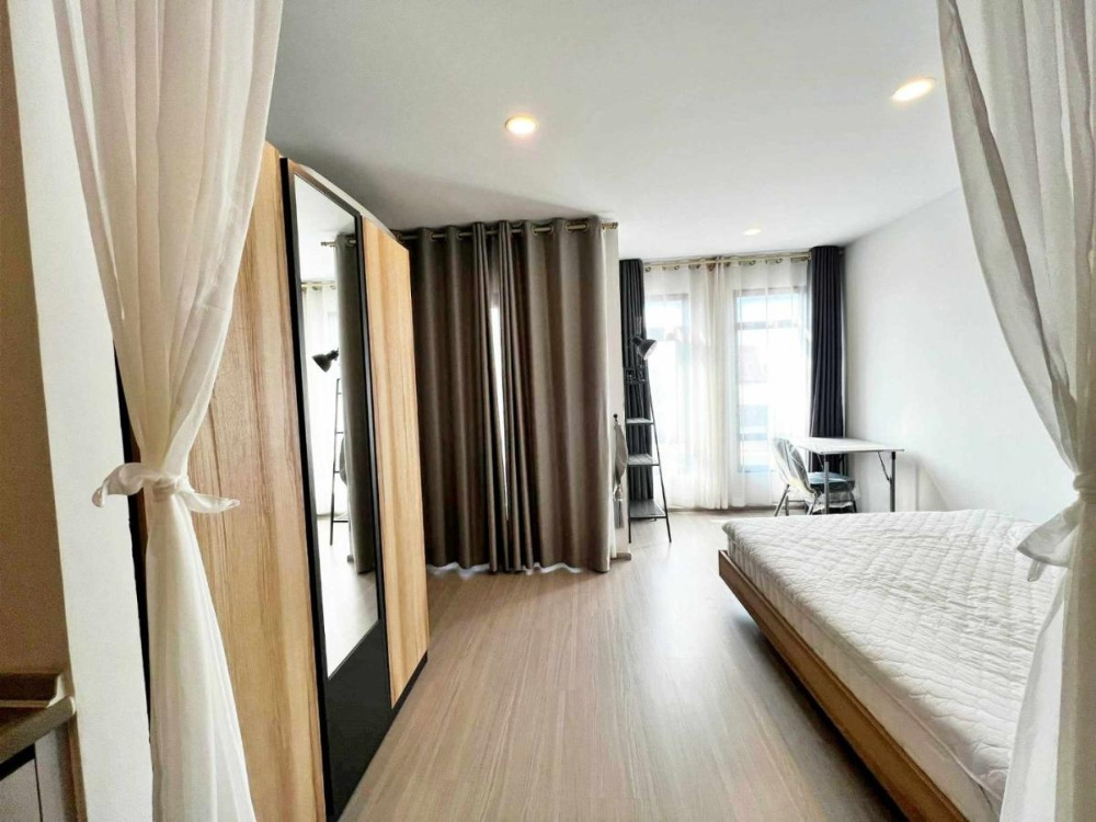 For RentCondoRama9, Petchburi, RCA : 💚Vacant room, updated today💚 Aspire Asoke-Ratchada 13,000 baht/month ❤️Code #NN0125069📞Inquire, add Line @151ewkvg (with add)