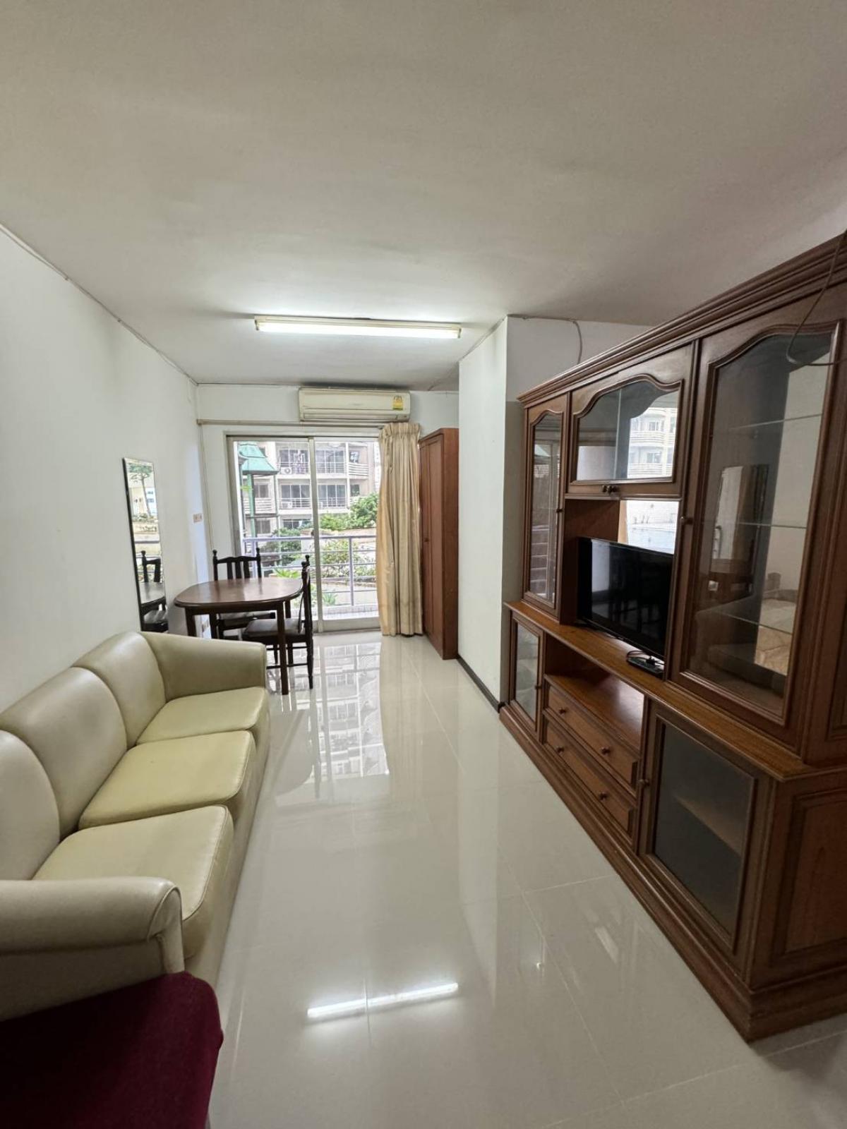 For SaleCondoRama3 (Riverside),Satupadit : Urgent sale, studio with tenant, transfer fee included (50:50)