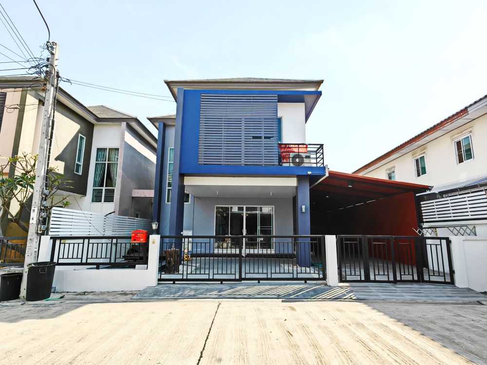 For SaleHouseBang kae, Phetkasem : For sale: 2-storey detached house, Thipthana Village, Petchkasem 53, good location in Bang Khae area, near Lak Song MRT