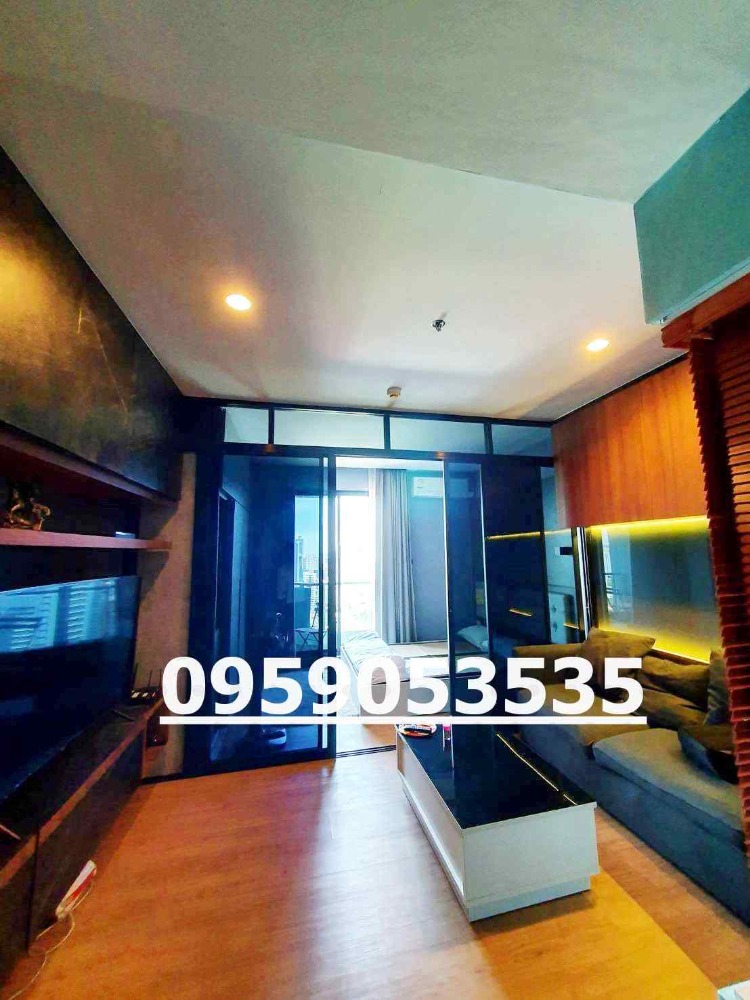 ให้เช่าคอนโดพระราม 9 เพชรบุรีตัดใหม่ RCA : Rent supalai premier asoke studio type 33 sqm fully furnished close to MRT petchaburi  150 metres