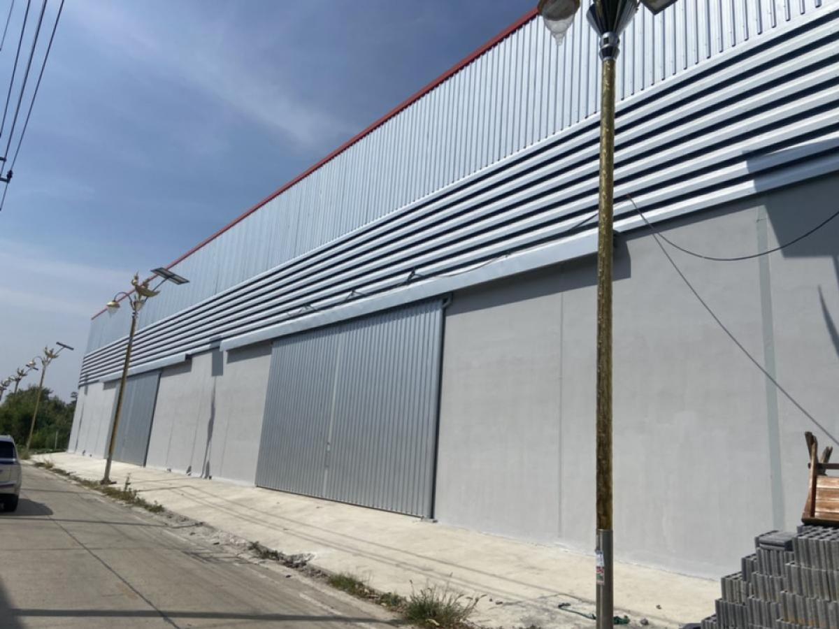 For RentWarehouseLadkrabang, Suwannaphum Airport : Warehouse for rent, area 1,200 sq m., Lat Krabang 14/1, Racha 13 Intersection