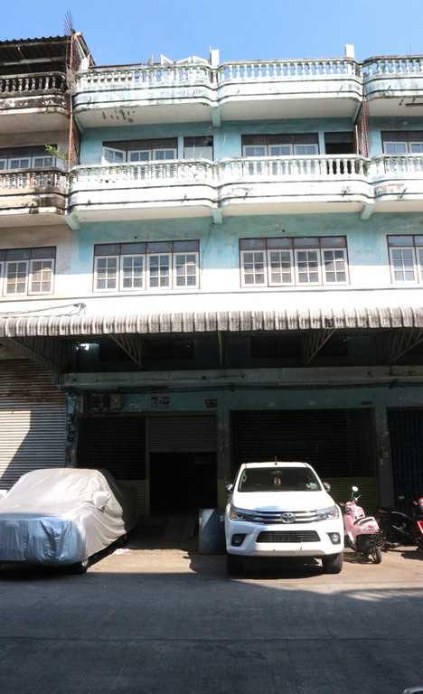 For SaleShophouseRama 2, Bang Khun Thian : Commercial building for sale, 3.5-storey shophouse, 2 units, Soi Thian Thale 26 (Ruea Phra Ruang), Bang Khun Thian-Chaitalay Road