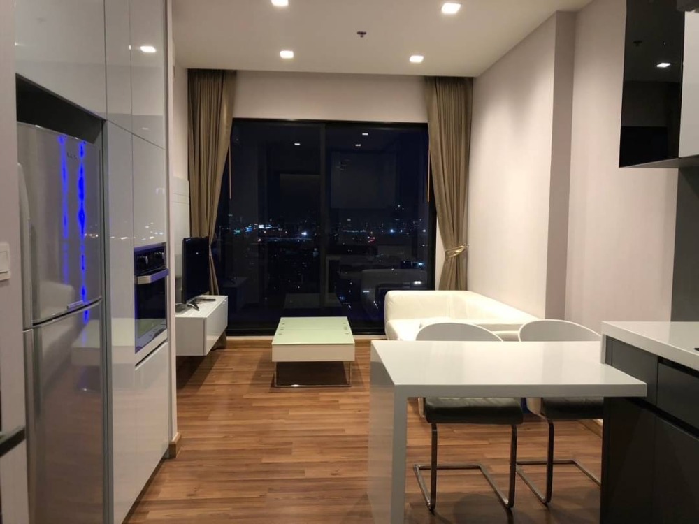 For SaleCondoRatchadapisek, Huaikwang, Suttisan : ✨ The Ultimate Value! Ivy Ampio: 1 Bedroom, 1 Bathroom, Great Price 🏙️ with Free Common Fees for 2025! 🎁