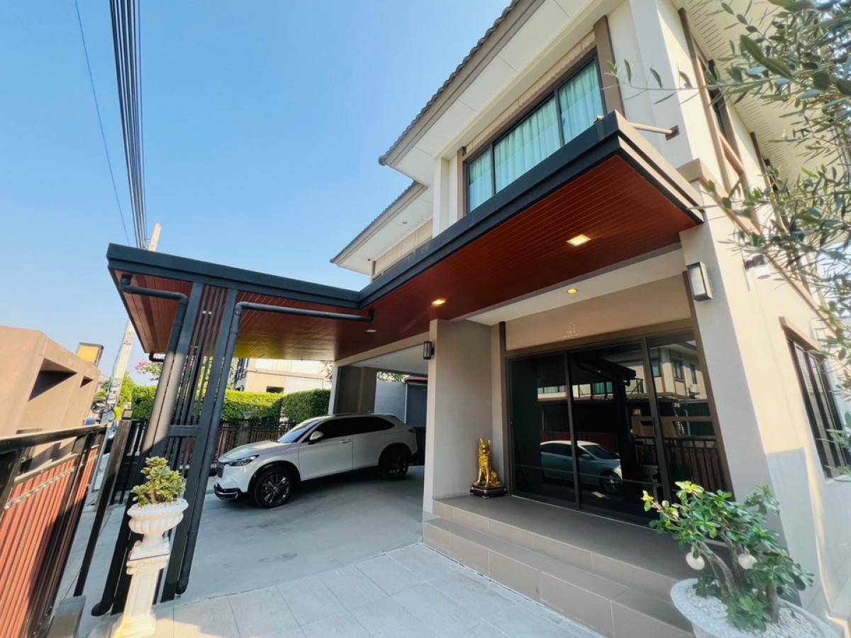 For SaleHouseSamut Prakan,Samrong : 🏡 Beautiful Detached House for Sale at Passorn Bangna-Wongwaen 🏡A great opportunity for families looking for a new home in the Bangna-Wongwaen area! This modern 2-story detached house offers spacious living areas and functional design to suit your lifest