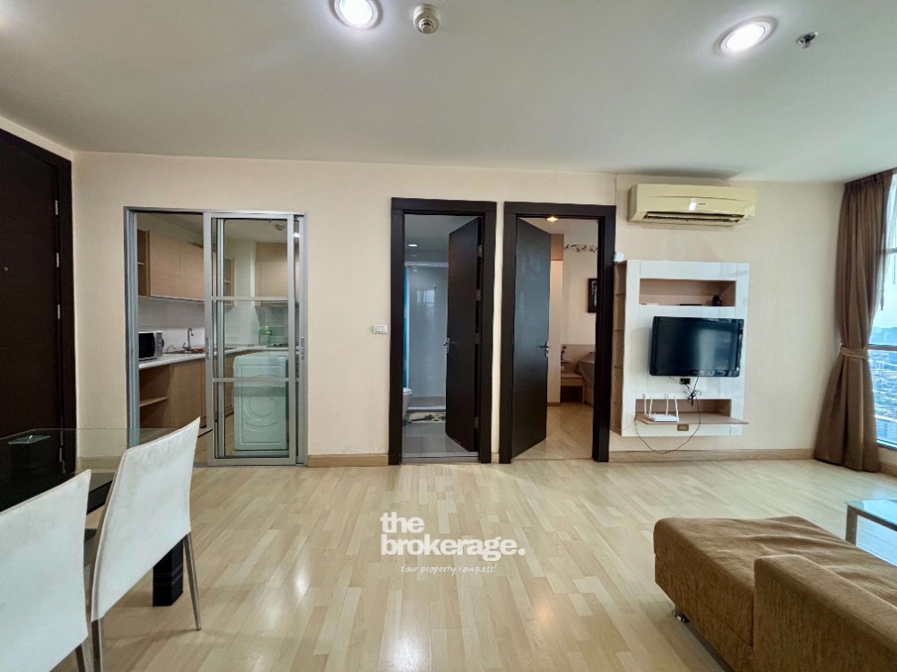 For SaleCondoRatchadapisek, Huaikwang, Suttisan : Sale Rhythm Ratchada  2Bedroom 2Bathroom 75 Sqm. 8.99 MB Only!! Line : @thebrokerage