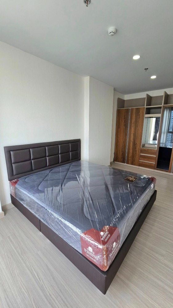 For RentCondoThaphra, Talat Phlu, Wutthakat : For rent Supalai Loft Sathorn - Ratchaphruek 2 bedrooms 56.10 sq m.